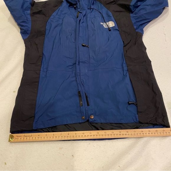 The North Face Summit Series Jacket - Picture 12 of 16